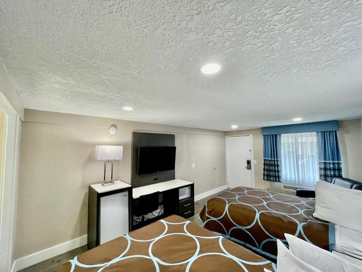 Super 8 By Wyndham Kissimmee-Orlando Hotel Four Corners Buitenkant foto