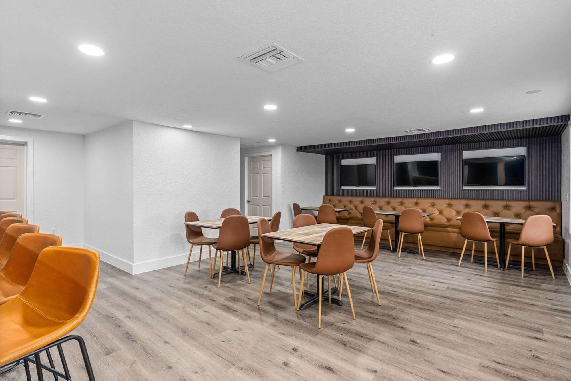 Super 8 By Wyndham Kissimmee-Orlando Hotel Four Corners Buitenkant foto