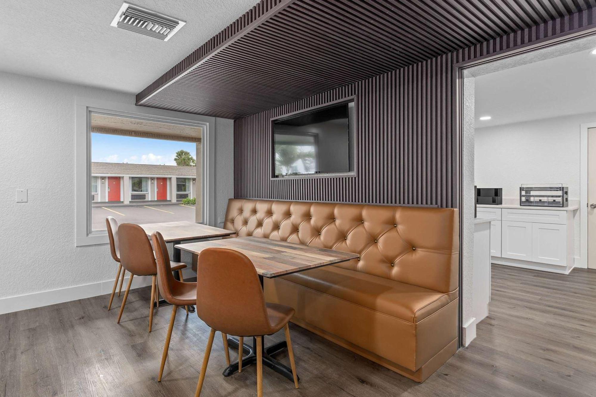 Super 8 By Wyndham Kissimmee-Orlando Hotel Four Corners Buitenkant foto