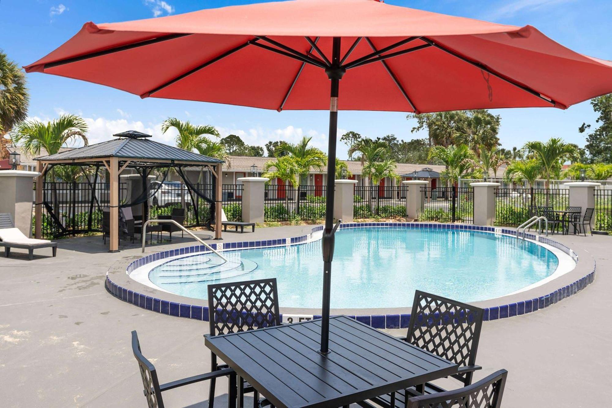 Super 8 By Wyndham Kissimmee-Orlando Hotel Four Corners Buitenkant foto