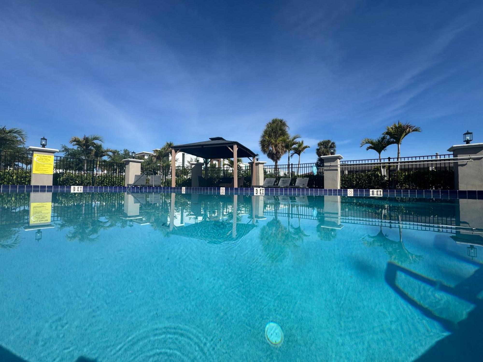 Super 8 By Wyndham Kissimmee-Orlando Hotel Four Corners Buitenkant foto